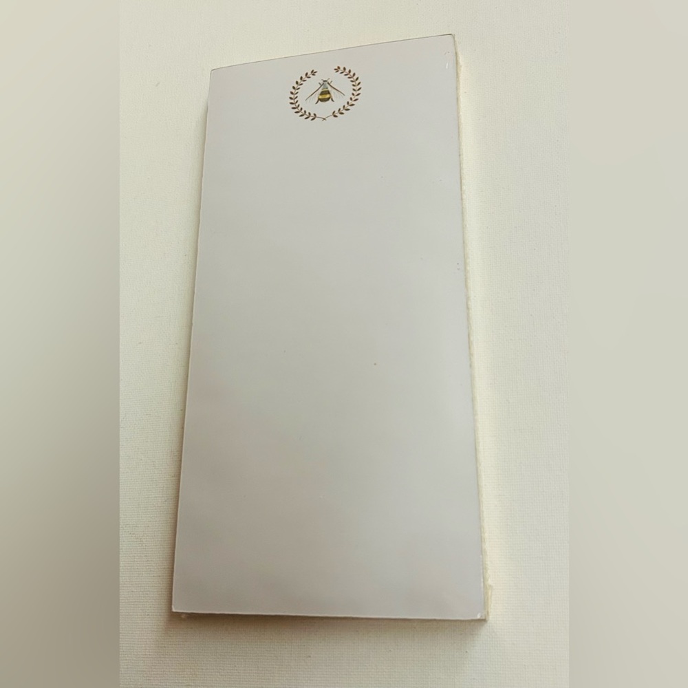 New Punch Studio Bee Pad 100 Sheets Bee is Gold 8 1/2" x 4" Bee in Gold Circle